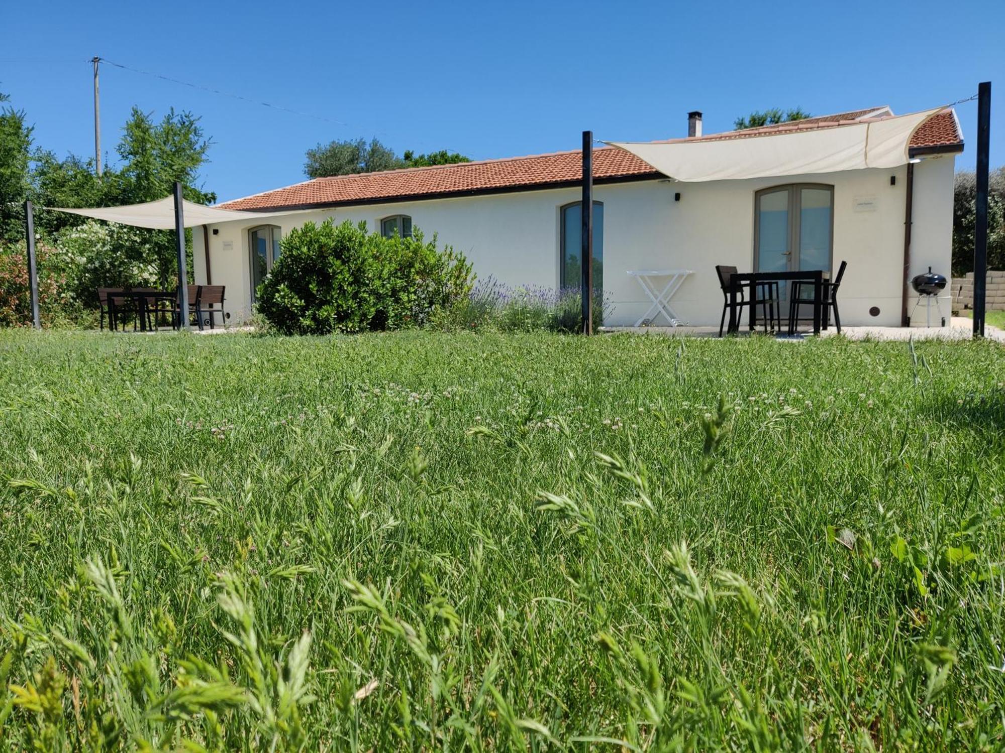 בית הארחה Castelleone di Suasa 	Rustico Del Bozzo מראה חיצוני תמונה